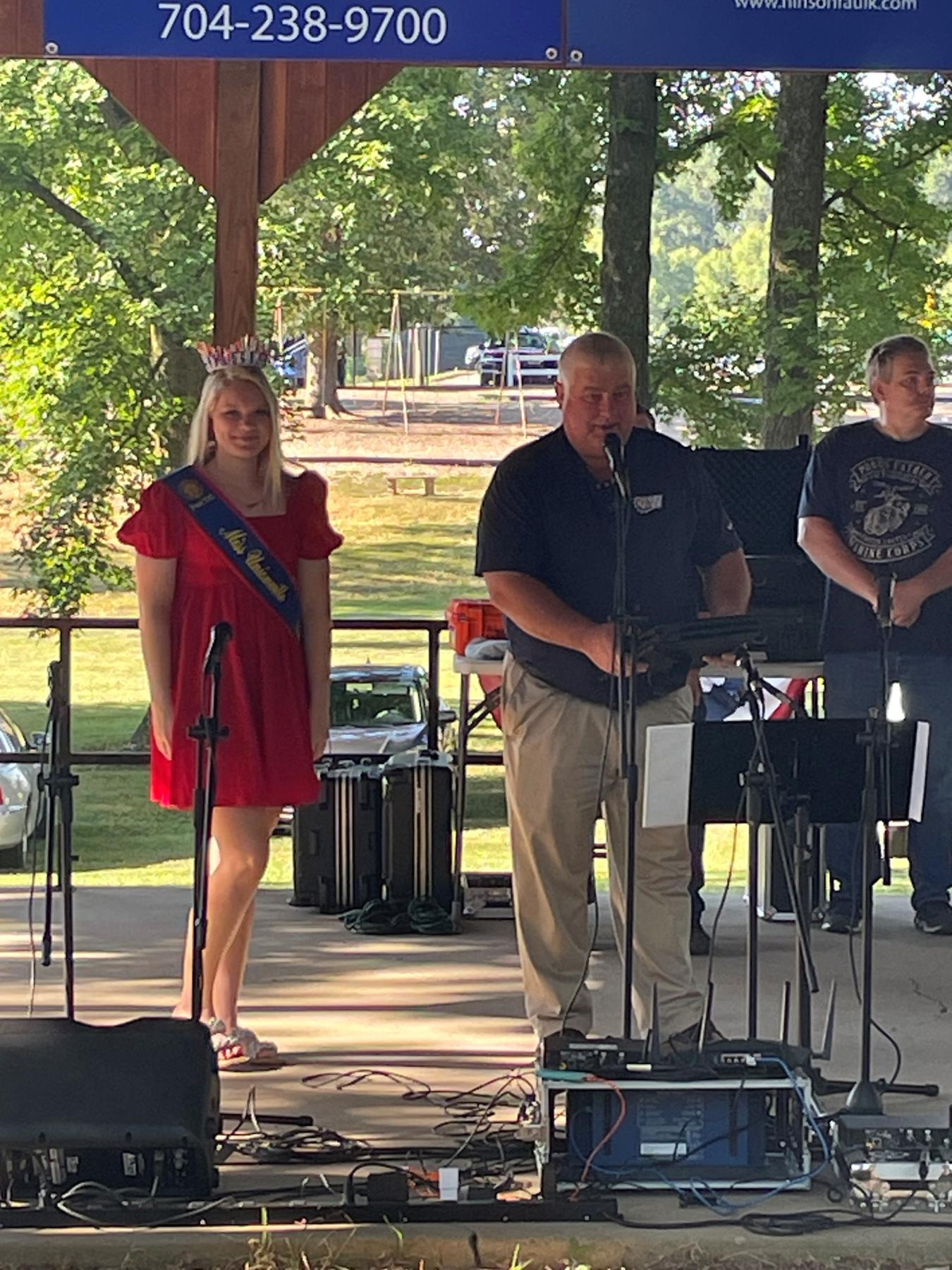 2024 Miss Unionville, Ayden Horne, with Mayor Baucom